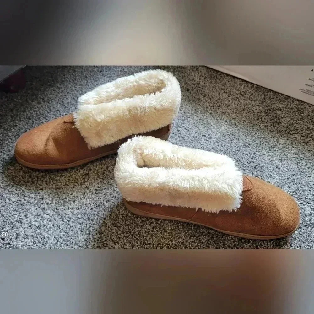 Apres by Lamo genuine Merino wool Booties slip resistant mens size 7 Or Women 5 - Picture 12 of 13